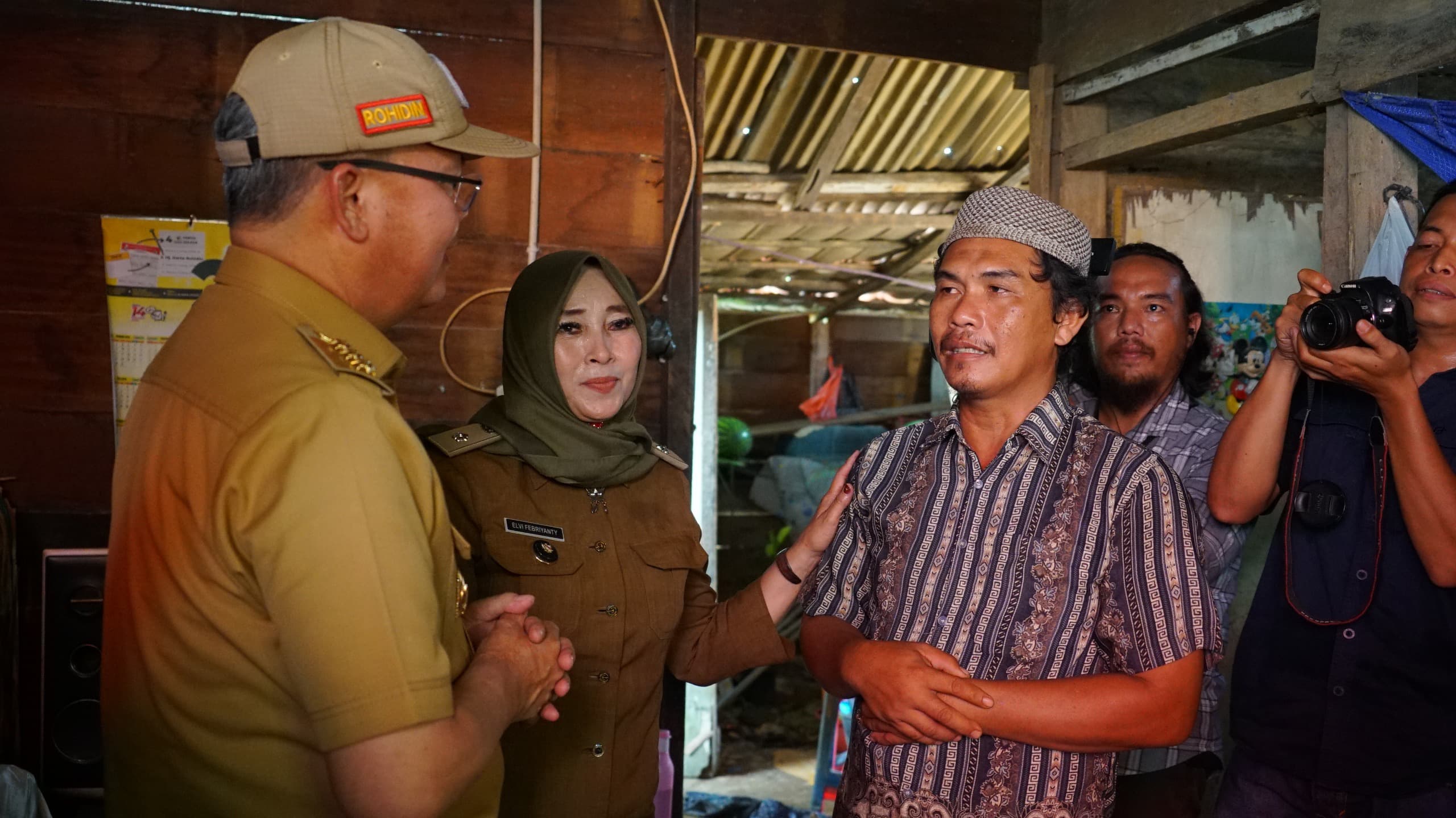 Gubernur dan Danrem Letakan Batu Pertama Program RTLH