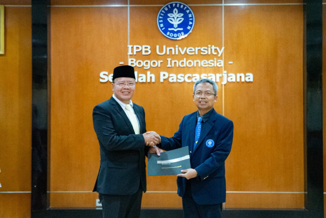 Gubernur Rohidin Jadi Penguji Sidang Promosi Terbuka Program Doktor IPB