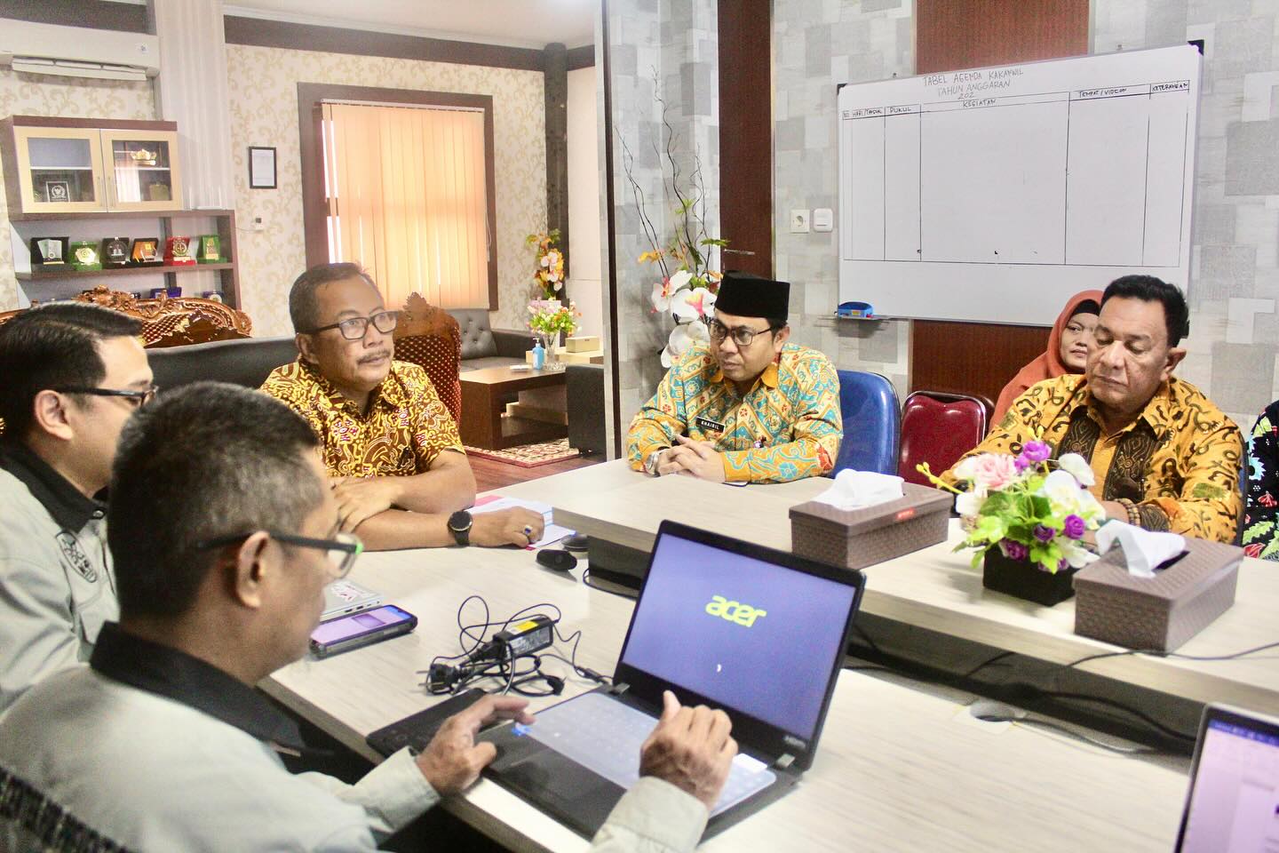 Asisten I Hadiri Undangan Rapat Audiensi Penyelesaian Aset Bermasalah