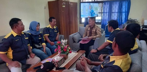 semua jajaran BPD untuk senantiasa memberikan kinerja terbaiknya dalam kontribusi sesuai tupoksinya sebagai bagian mitra dari Pemerintahan Provinsi Bengkulu agar jargon Bengkulu Maju, Sejahtera dan hebat benar-benar dapat terwujud dengan baik.