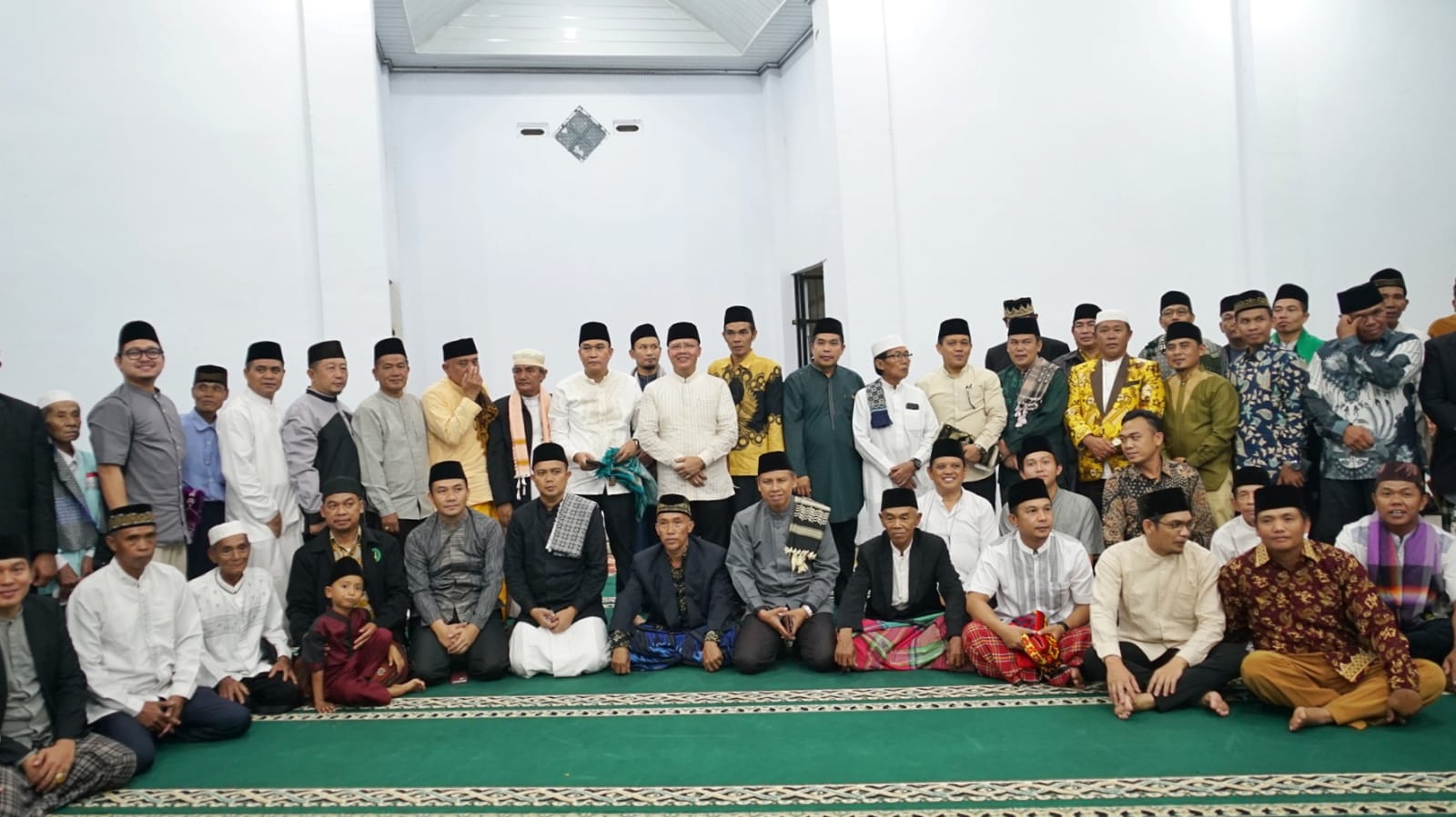 Gubernur Rohidin Safari Ramadhan di Desa Kuto Rejo