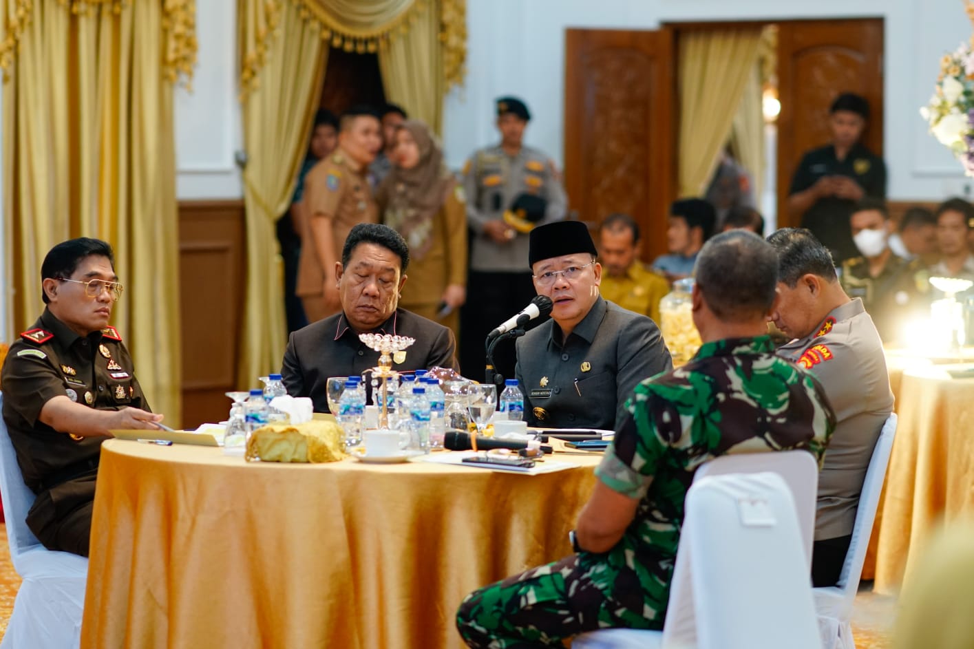 Gubernur Rohidin Coffee Morning Bersama Forkopimda