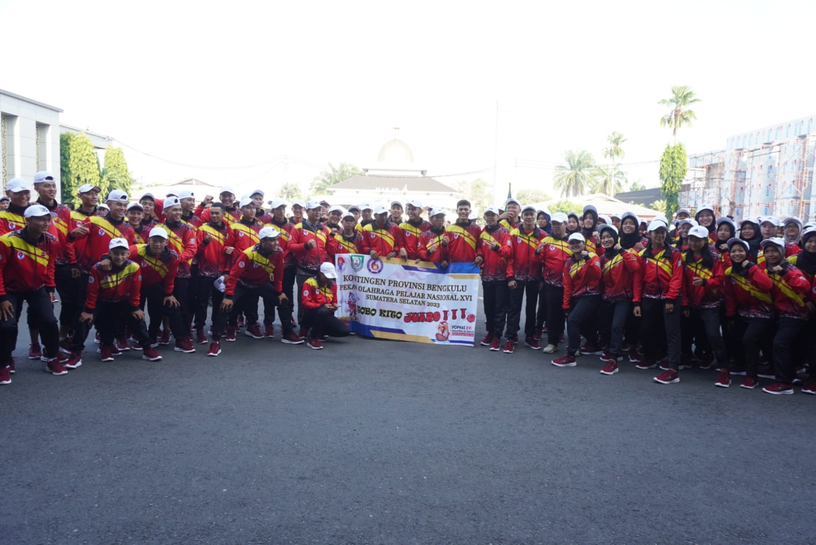 Ika juga berpesan kepada kontingen untuk berkomitmen dan bertanggung jawab penuh menjaga nama baik Provinsi Bengkulu di mata kontingen Provinsi yang lain dengan mengedepankan sopan, satun dan tutur kata serta perilaku yang baik.  Di akhir pesannya, dirinya meminta agar kontingen beri upaya dan usaha yang terbaik dalam menghadapi pertandingan di gelanggang nantinya. Fokus dan bermainlah dengan sprotif.