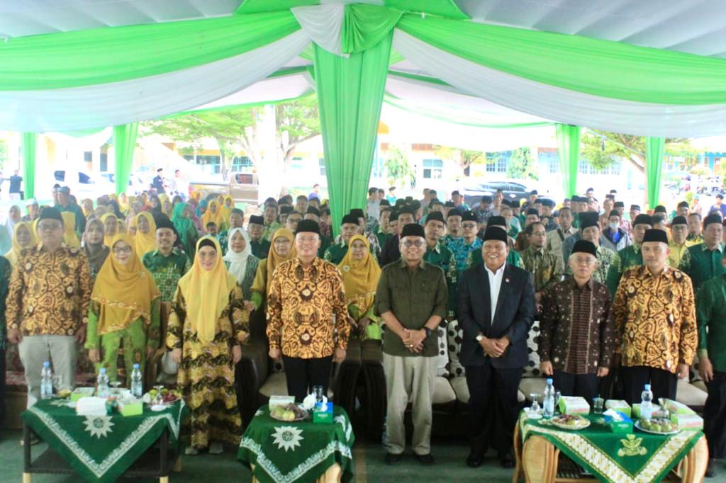 Gubernur Rohidin Hadiri Pengukuhan PDM Kota Bengkulu