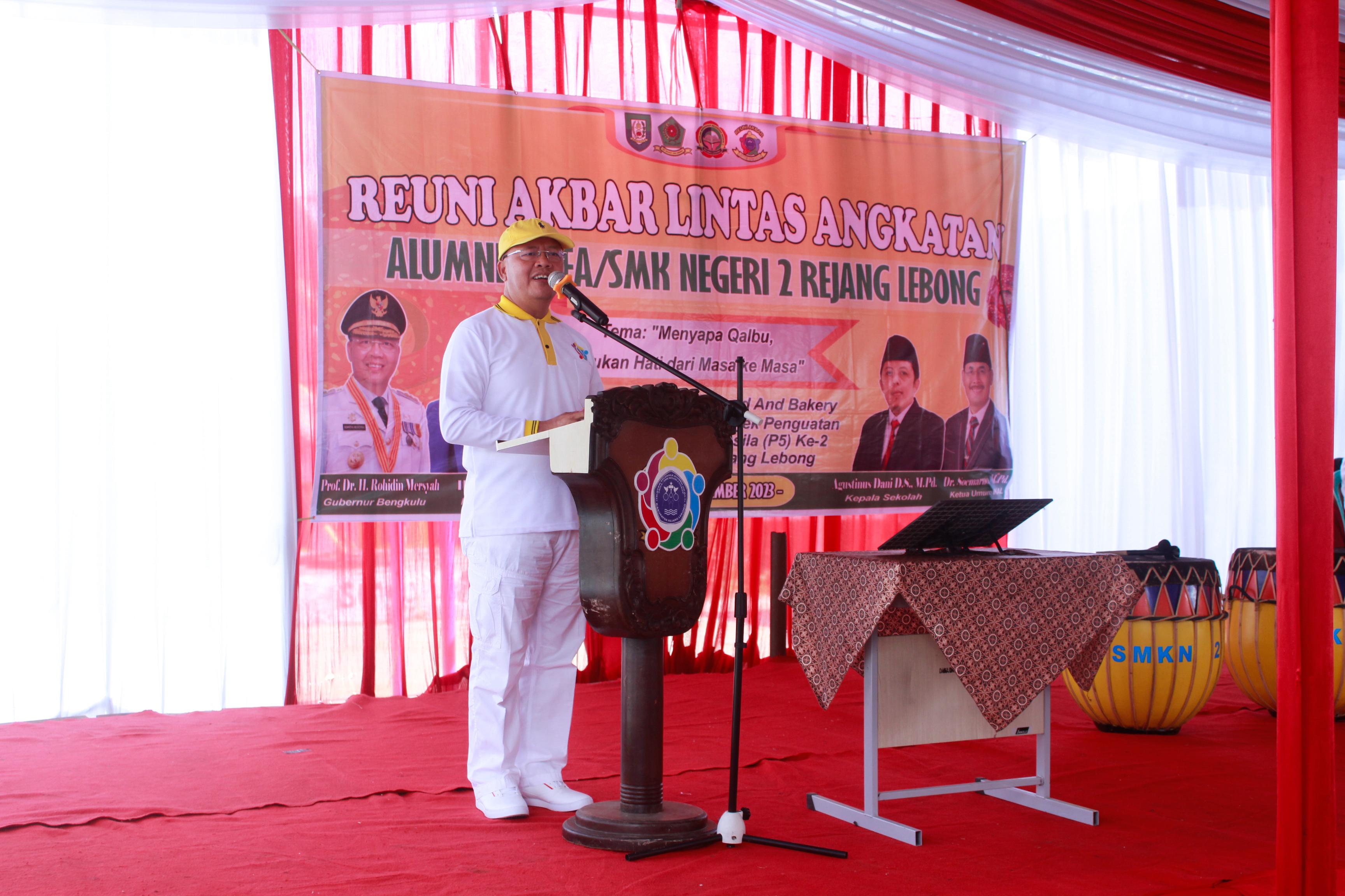 Gubernur Bengkulu Hadiri Reuni Akbar Lintas Angkatan Alumni SMEA/SMK Negeri 2 Rejang Lebong