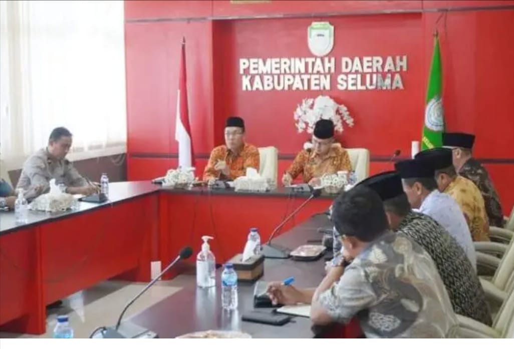 Asisten Pimpin Rapat Persiapan HUT Seluma ke-21