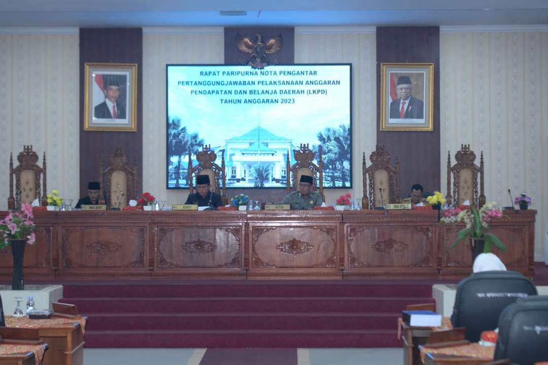 Rapat Paripurna Penyampaian Rekomendasi LKPJ TA 2023