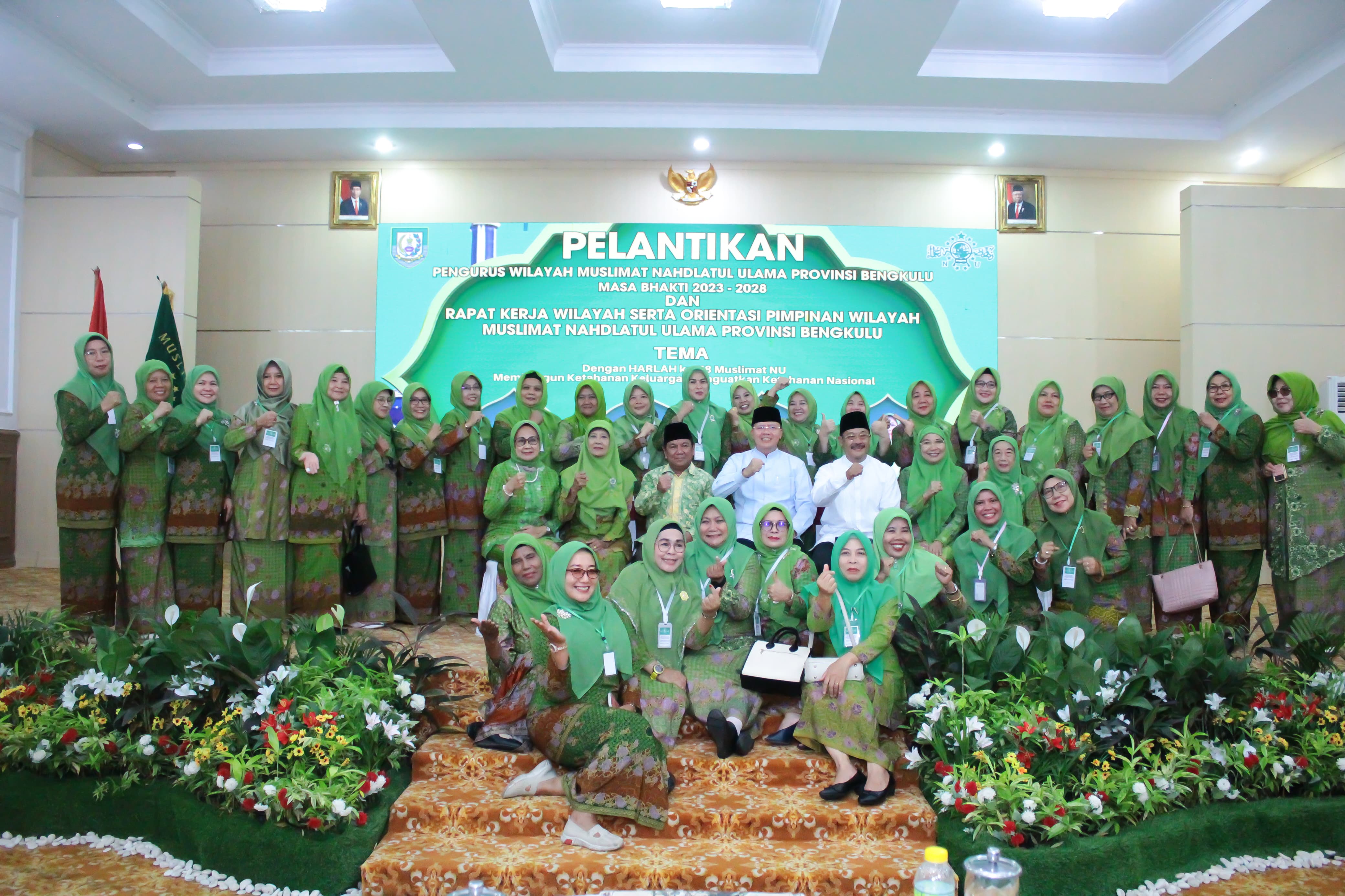 Gubernur Hadiri Pelantikan PW Muslimat NU