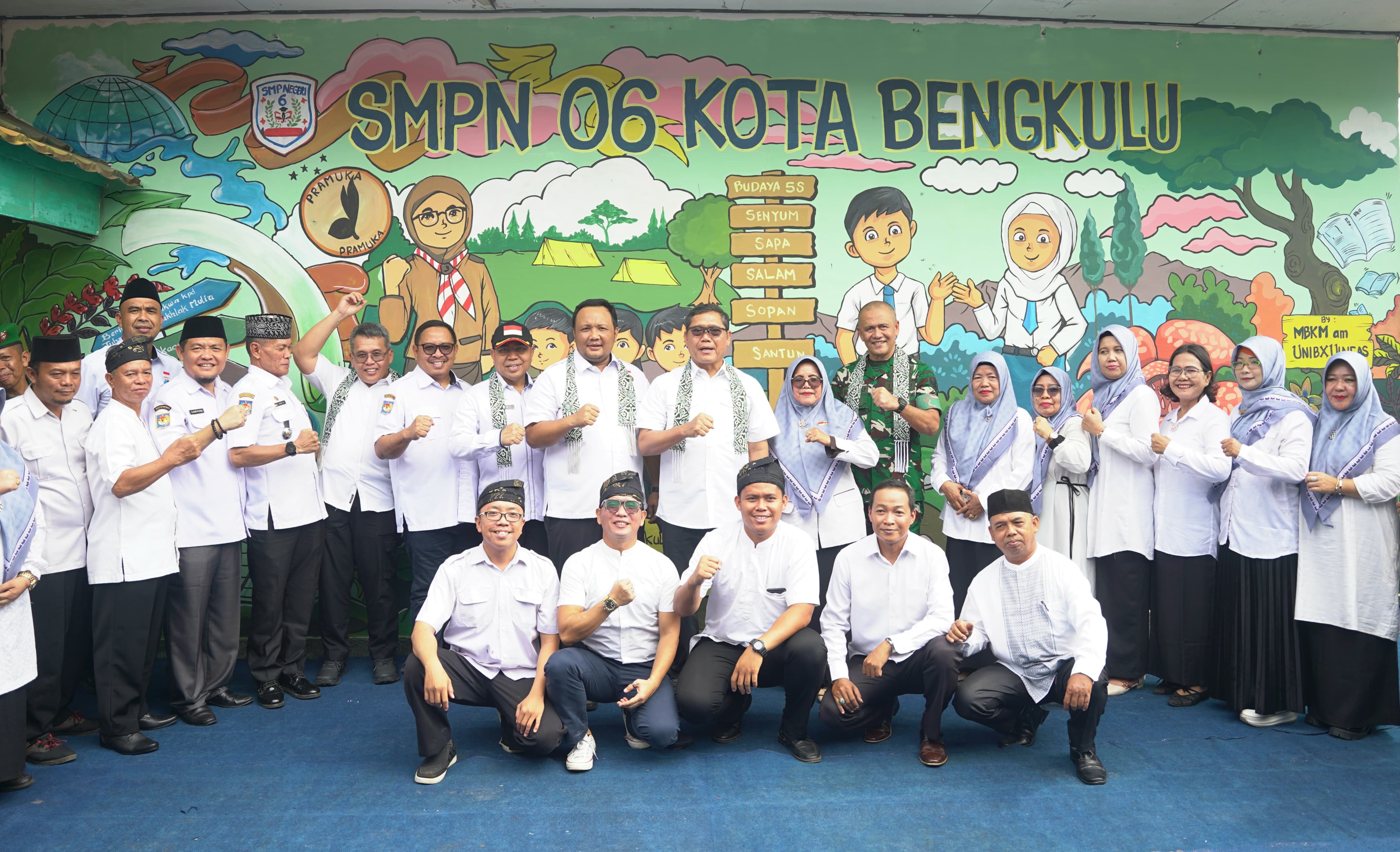 Asisten I Kunjungi Sekolah Pantau MBG