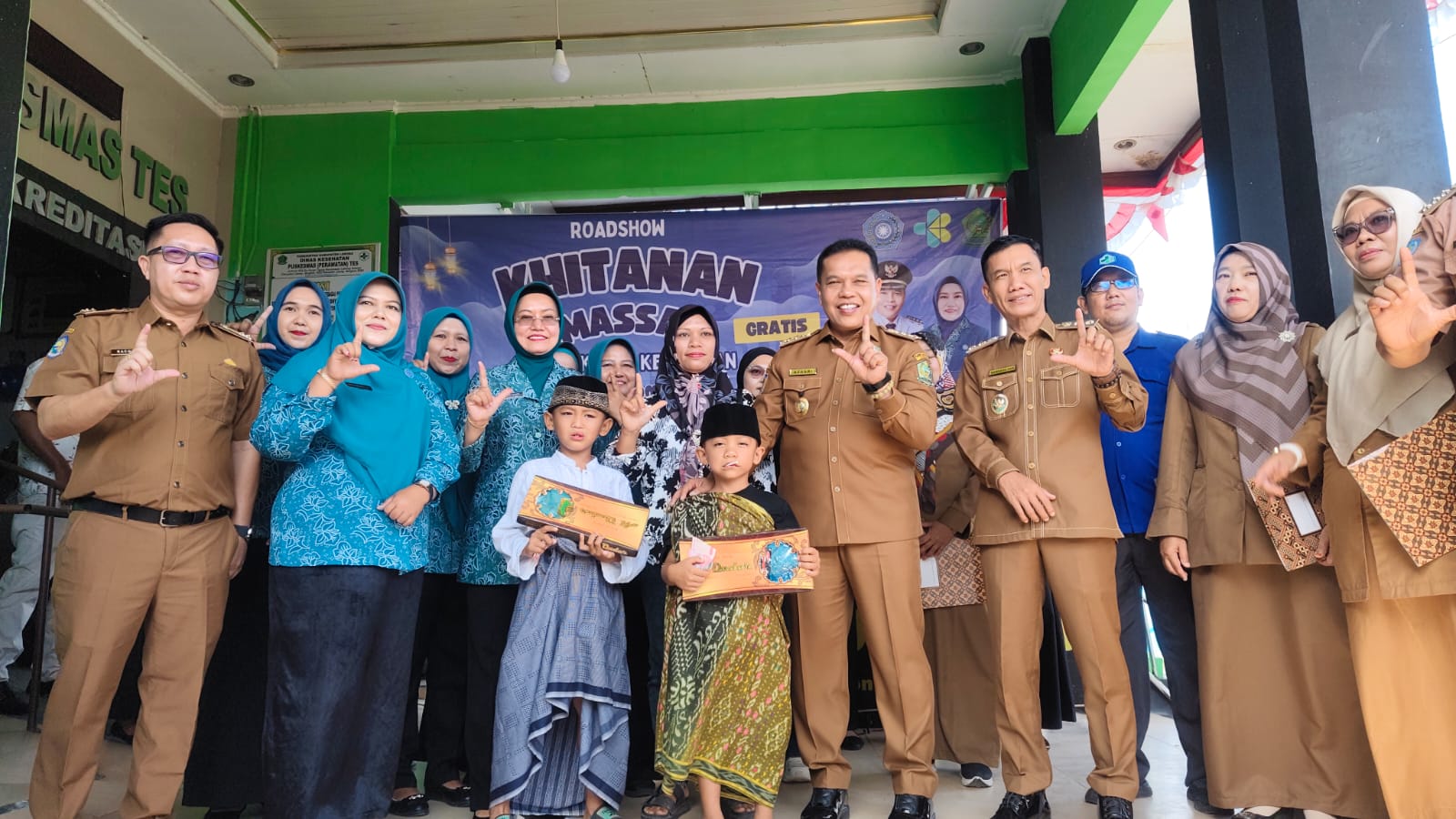 Sukses Laksanakan Khitanan Massal, Bupati Lebong Apresiasi TP PKK
