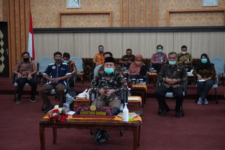 Sekdaprov Hamka Sabri Vidcon Peluncuran Program oleh Presiden RI