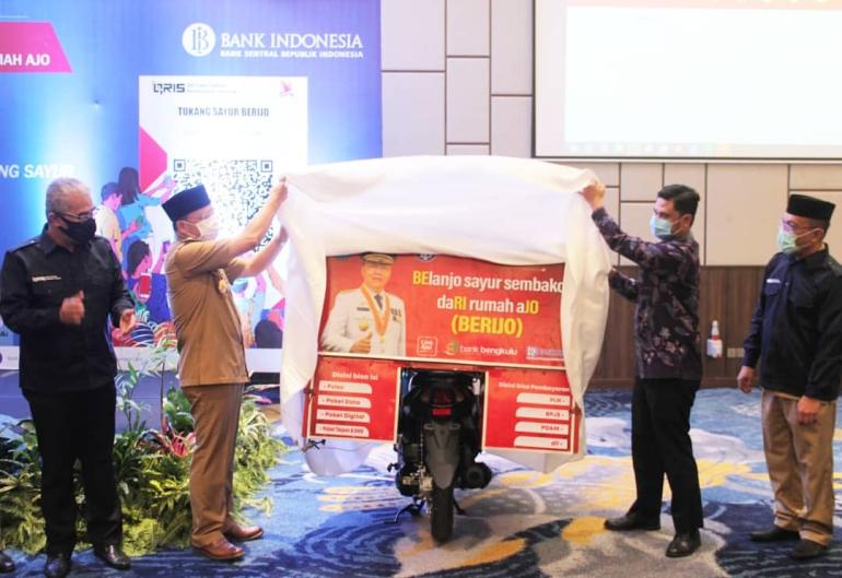 Gubernur Bengkulu Rohidin Mersyah saat meluncurkan Aplikasi BERIJO