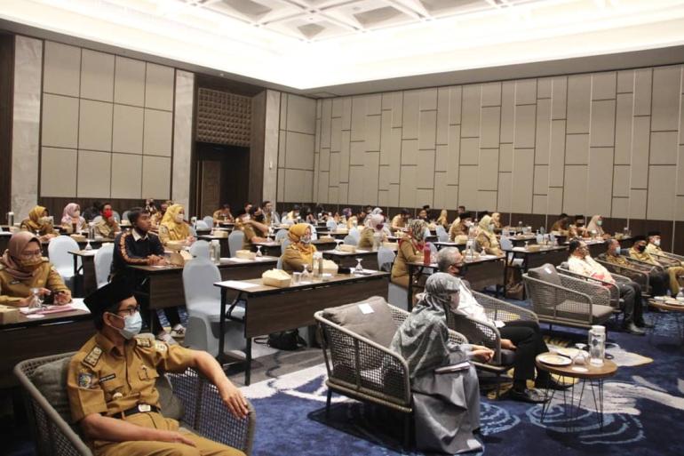 Gubernur Resmikan Pembukaan Rapat Perdana