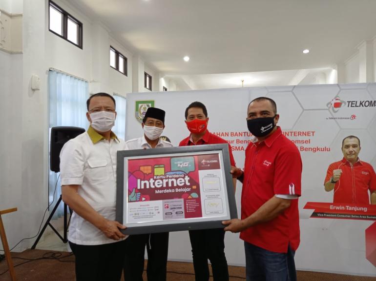 Gubernur Bengkulu Rohidin Mersyah 