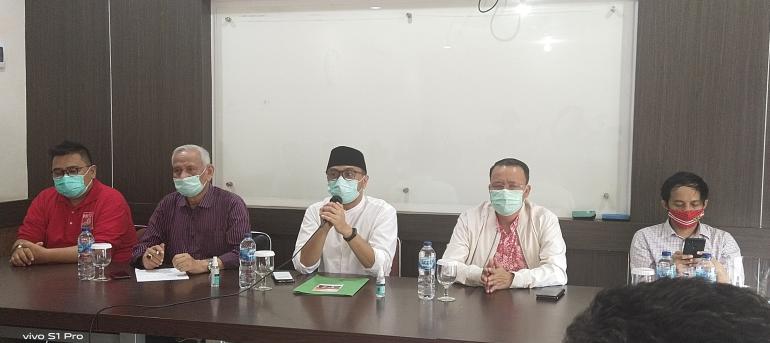 Plt Ketum PSI bersama Calon Gubernur Rohidin Mersyah