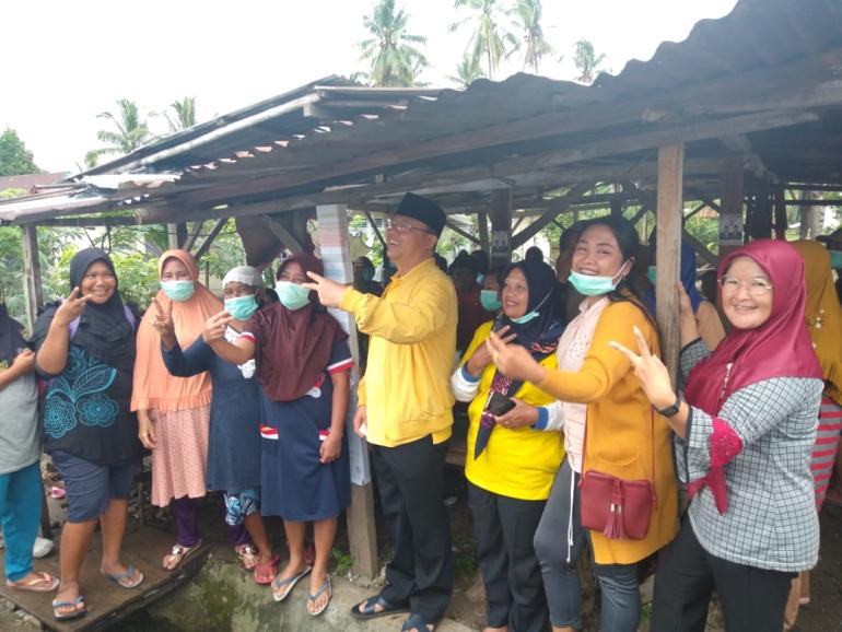 Foto bersama Rohidin Mersyah