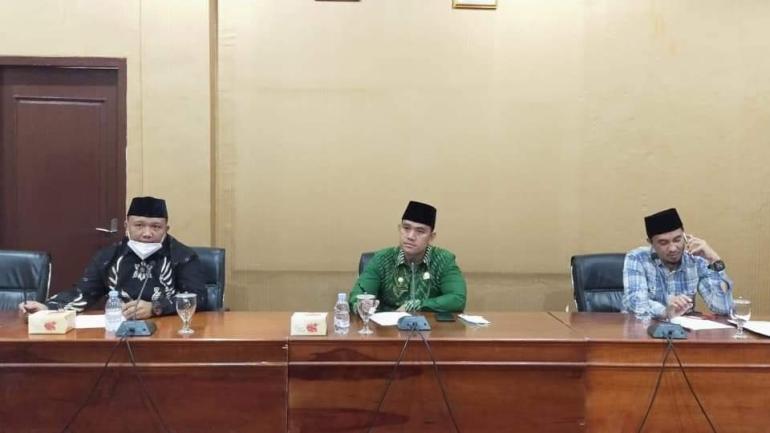 Rapat Dengar Pendapat Dewan Kota Ingatkan Disdukcapil Ingatkan Soal Pemutakhiran Data
