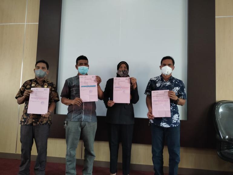Anggota DPRD Benteng Antusias Ikuti Vaksinasi Covid-19