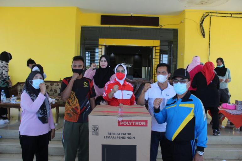 Senam Sehat DPRD Benteng dan Denzipur Bertabur Doorprize