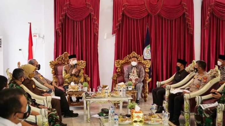 Rapat Bersama Bupati Seluma dan Forkopimda Gubernur Rohidin Harapkan Peran Posko PPKM Diperkuat