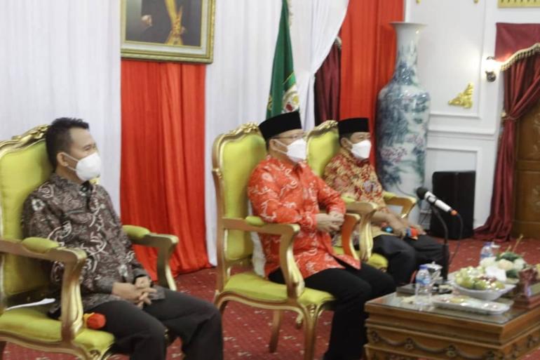 Gubernur Minta Siswa SMK/SMA Tetap Semangat Belajar dan Berprestasi
