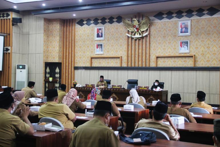 Beri Pengarahan kepada Pejabat Pimpinan Tinggi Pratama Rohidin-Rosjonsyah Tekankan Ini