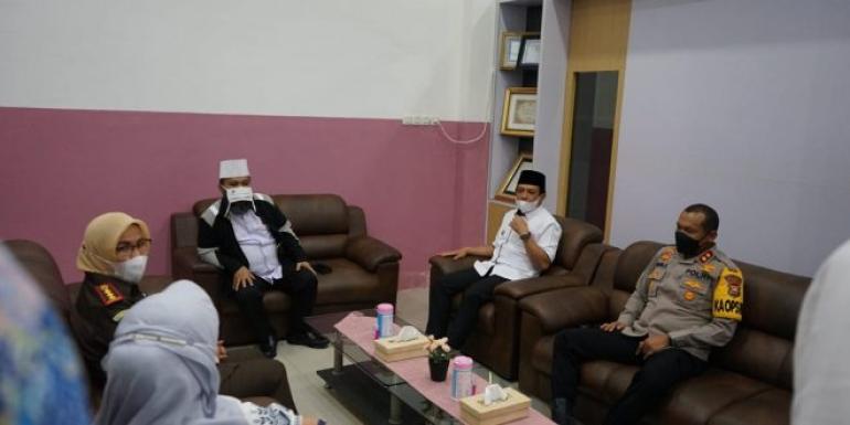 Ketua Komisi I Ikuti Rapat Bersama Forkopimda