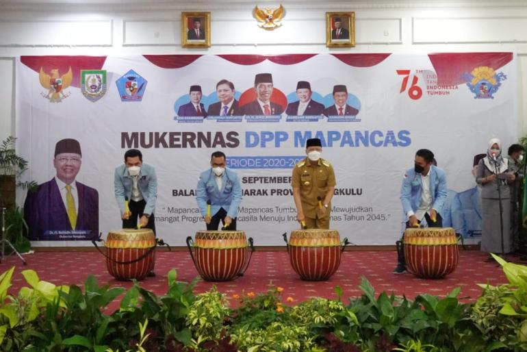 Gubernur Rohidin Buka Mukernas Mahasiswa Pancasila
