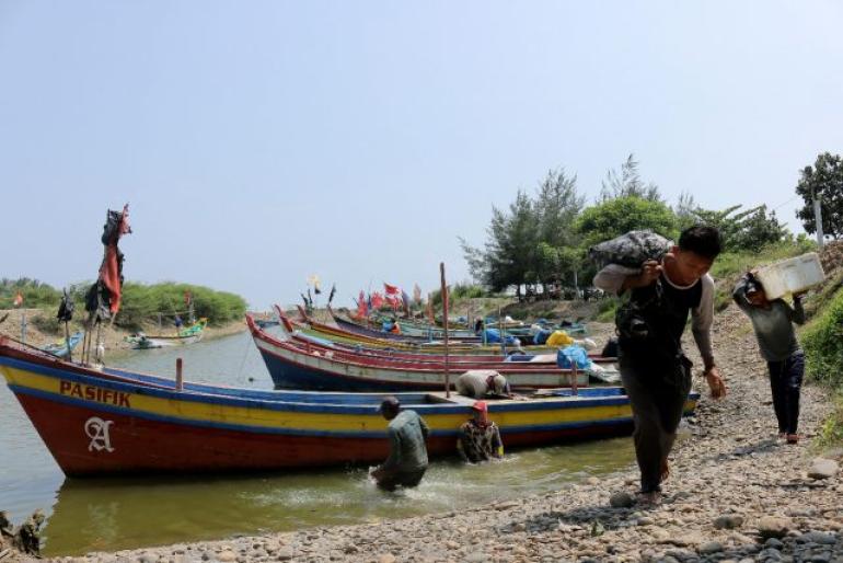 Pemkab BS Siapkan Jaminan Keselamatan untuk Nelayan
