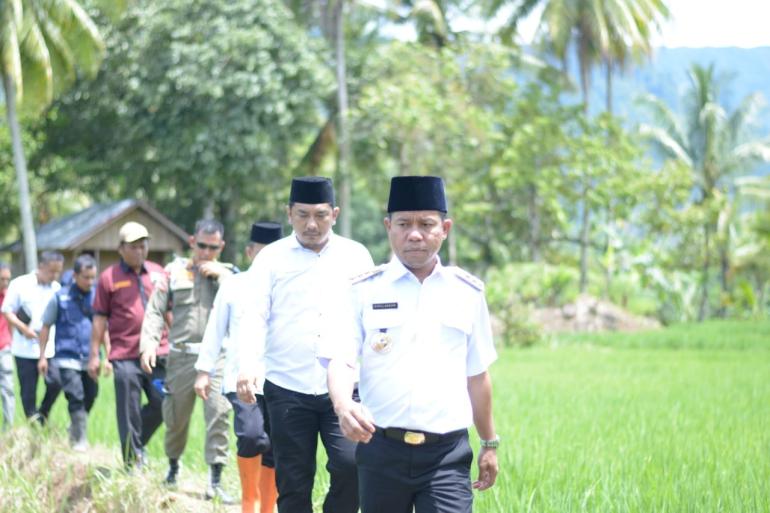Aktivitas Berkantor Bupati Lebong Kopli Ansori Di Kecamatan Lebong Sakti