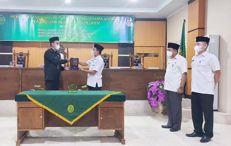 Perjanjian Kerjasama Antara Pengadilan Negeri Tais Kelas II Dengan Tiga OPD Di Lingkungan Pemerintah Kabupaten Seluma 