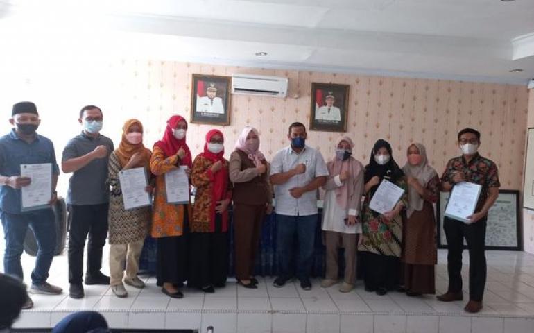 Serah terima Jabatan Definitif Kepala UPTD Puskesmas Beserta Pejabat Fungsional