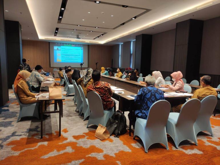 Capacity Building Penyusunan Laporan Evaluasi Kinerja TP2DD
