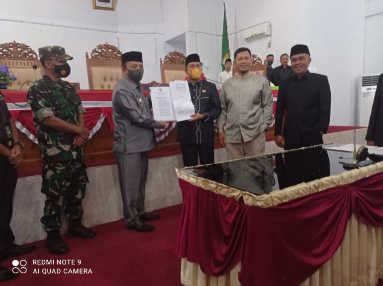 Rapat Paripurna DPRD Seluma