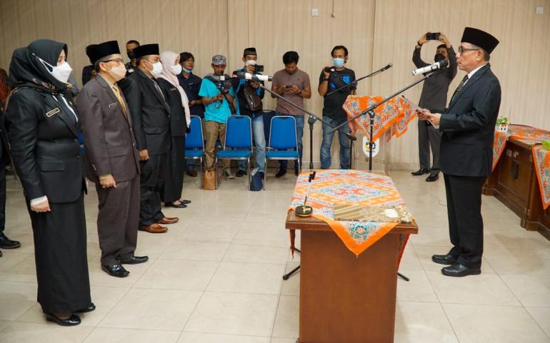 Pelantikan 11 Orang Pejabat Eselon II 