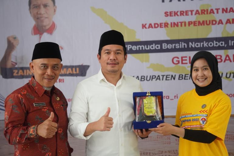 Penyuluhan Pencegahan Penyalahgunaan Narkoba Sekaligus Pembentukan Kader Inti Pemuda Anti Narkoba