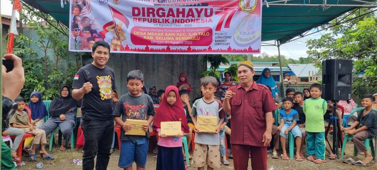 Foto Bersama Ketua IPJB bersama Kades Mekar Sari