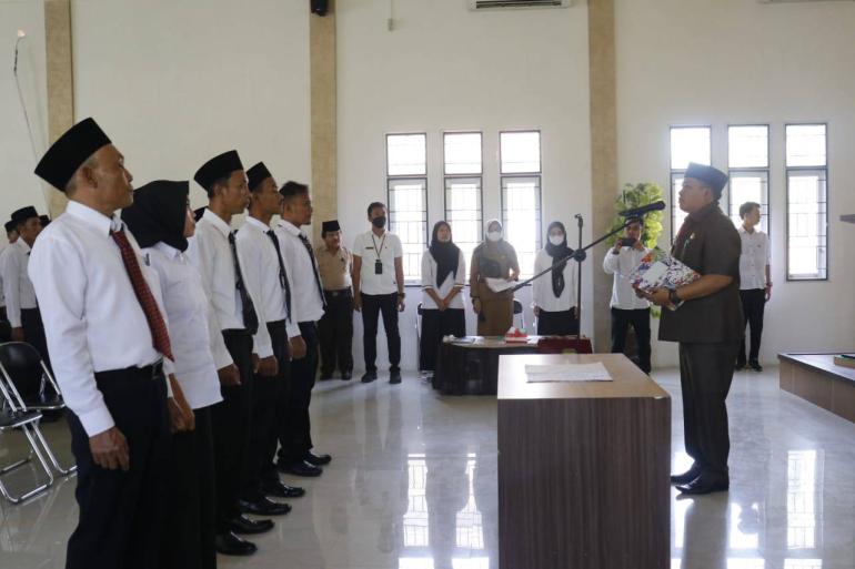 Pelantikan BPD Terpilih Dan Pengganti Antar Waktu BPD Seluma 