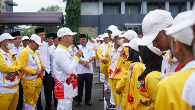 Gubernur Rohidin Lepas Kontingen Popnas Bengkulu