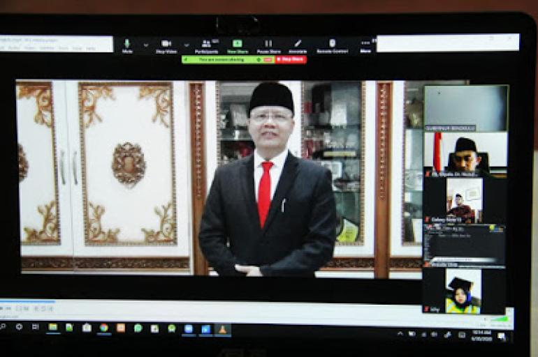 Gubernur Rohidin : Mahasiswa dan Mahasiswi Harus Bisa Menjaga Nama Baik UMB