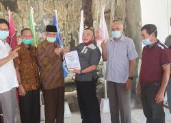 Penyerahan dukungan tertulis dari Ketua KSS