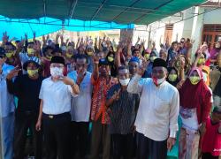Foto bersama Rohidin Mersyah