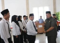 Penyerahan SK BPD Oleh Bupati Seluma